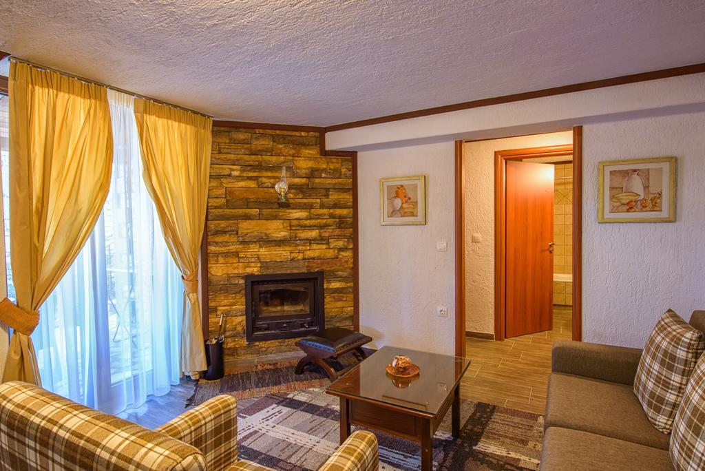 Omalia Village Ано Хора Екстериор снимка